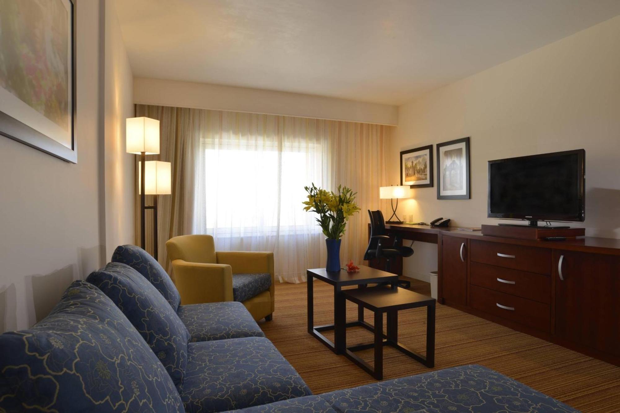 Courtyard Toluca Tollocan Екстериор снимка