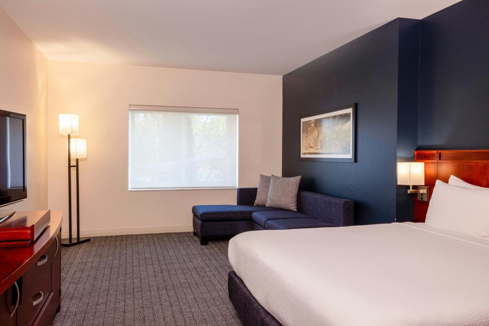 Courtyard Toluca Tollocan Екстериор снимка
